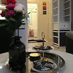 Apartment E&m *